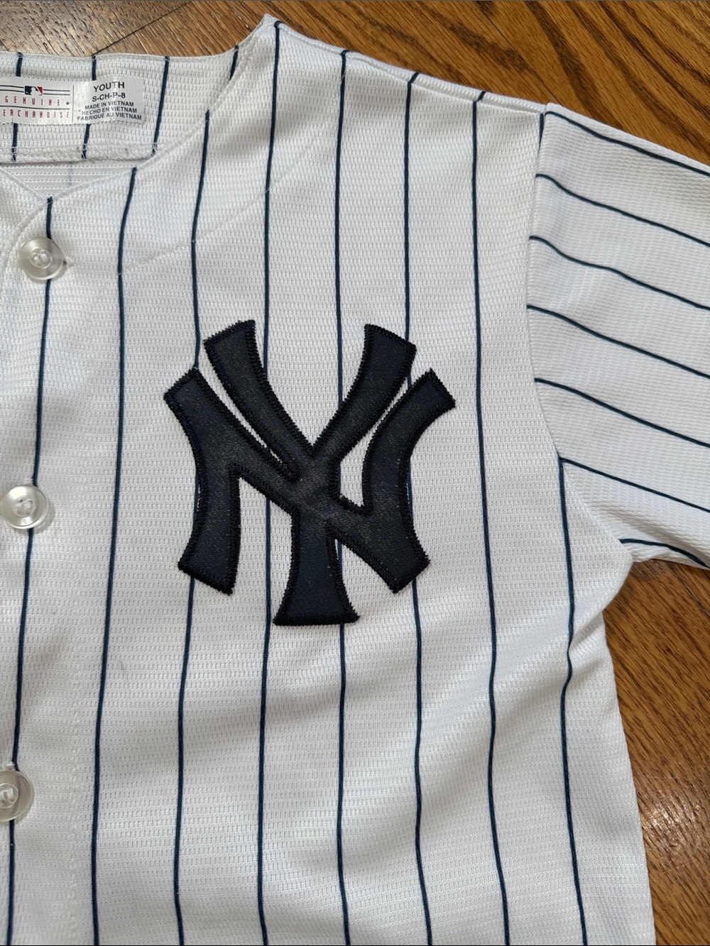 Aaron Judge New York Yankees Jersey. Size Small 8. Great Used Condition. - Picture 7 of 12